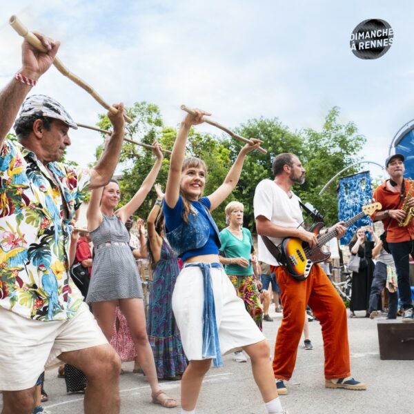 Affiche L'Arbre à Danser – le Grand Bal en concert à L'Étage